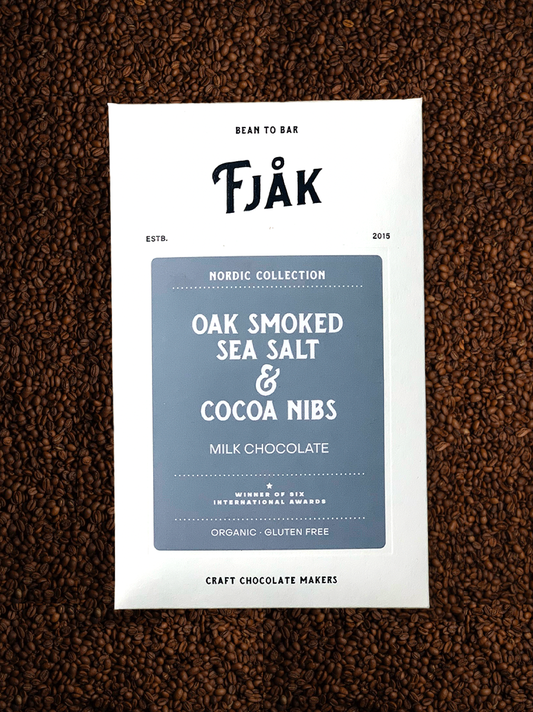 FJÅK sjokolade - Oak Smoked Sea Salt & Cocoa Nibs Sognefjord Kaffibrenneri